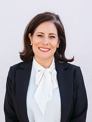 Elsa Mora